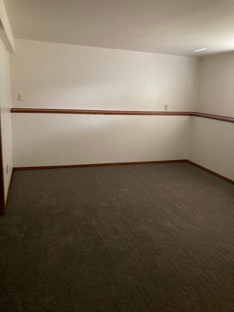 Janesville Apartment: 337-339 Sunset Drive