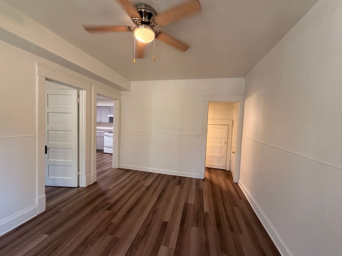 Janesville Apartment: 338 N. High St.