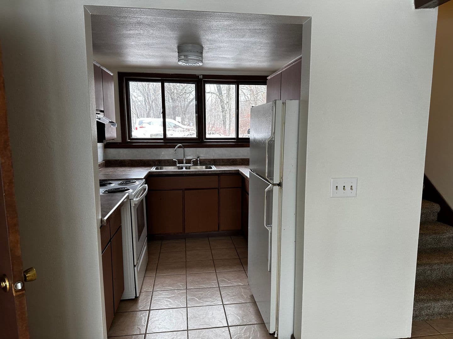 Janesville Apartment: 4722 W. Graham Dr.