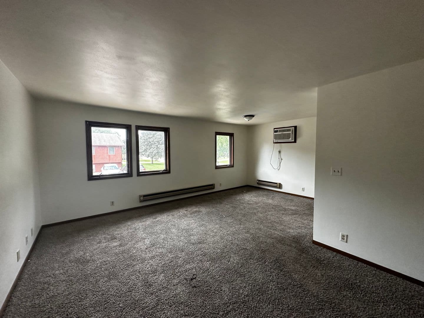 South Beloit Apartment: 5167 Cheney Dr.