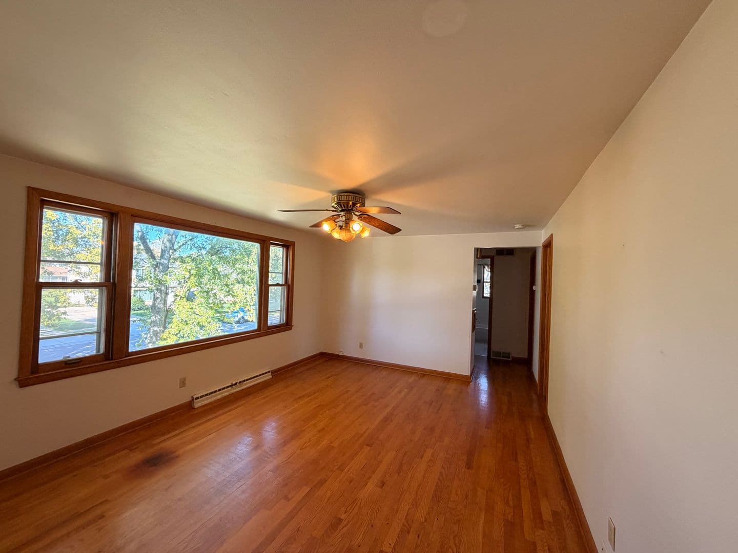 Janesville Apartment: 1202 - 1204 Church St.