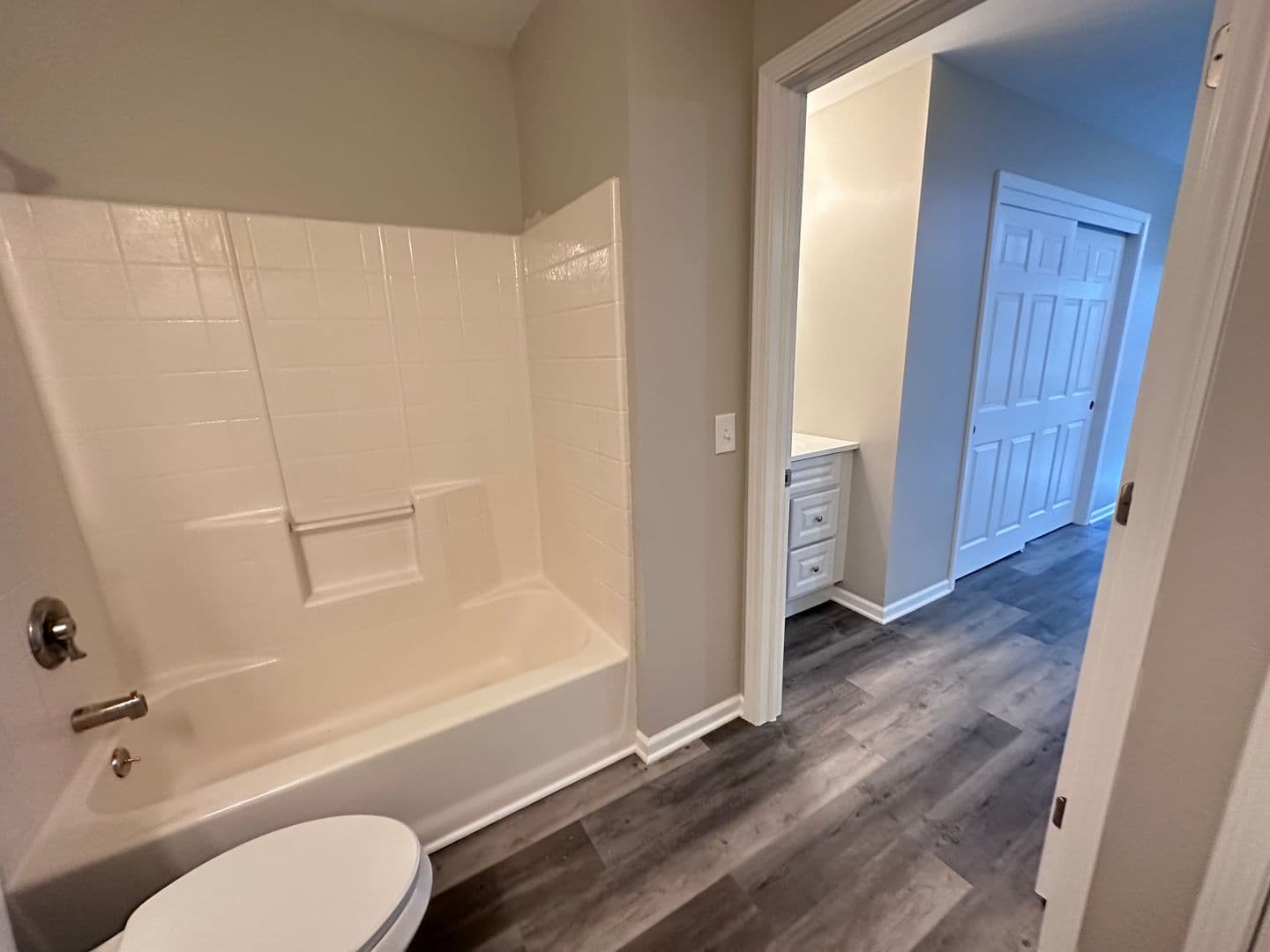 Madison Apartment: 817 - 831 Jana Lane