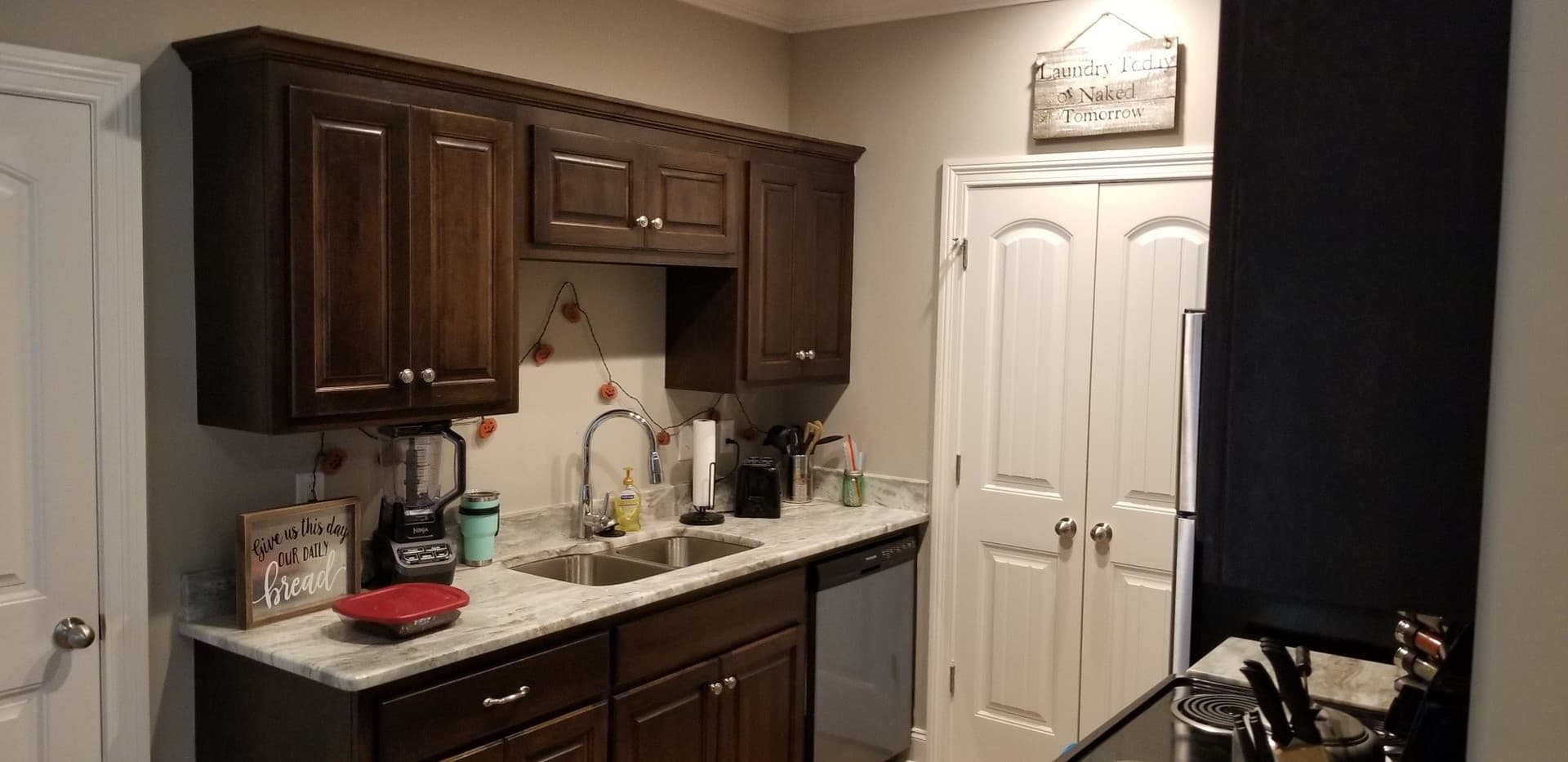 Oxford Condo: 1201 Ivy Road