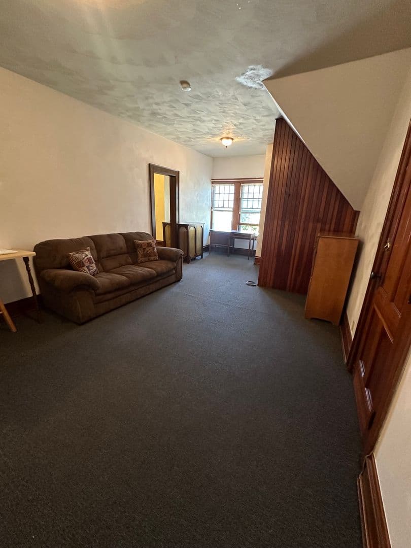 Erie Apartment: 230 West 9th Street