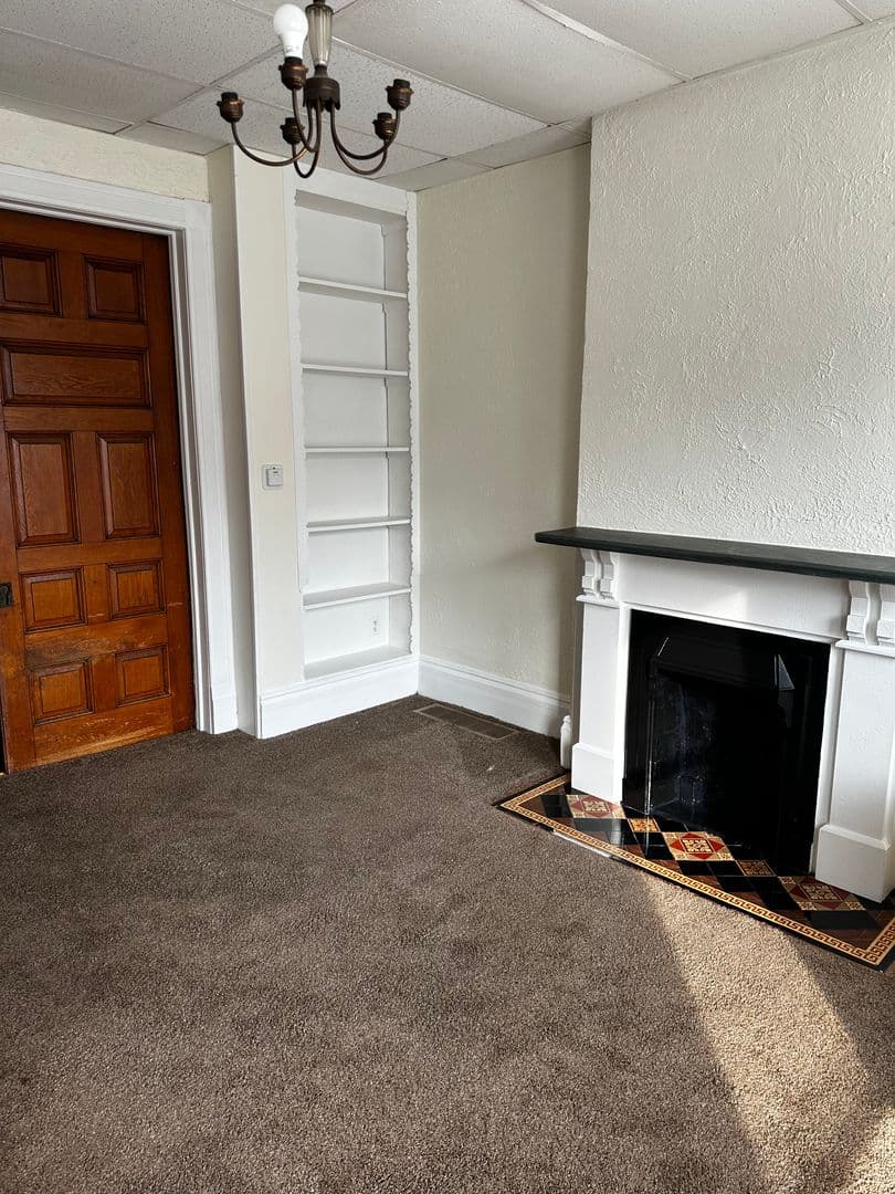 Erie Apartment: 324 West 7th Street