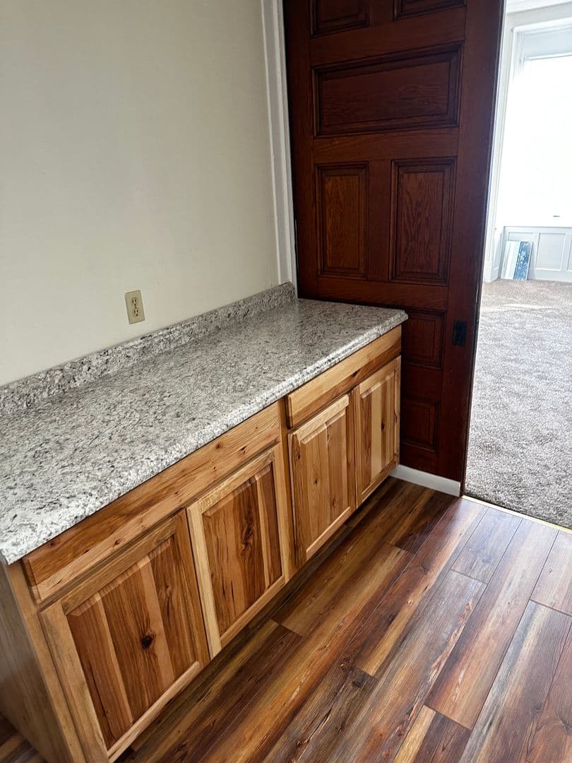 Erie Apartment: 324 West 7th Street