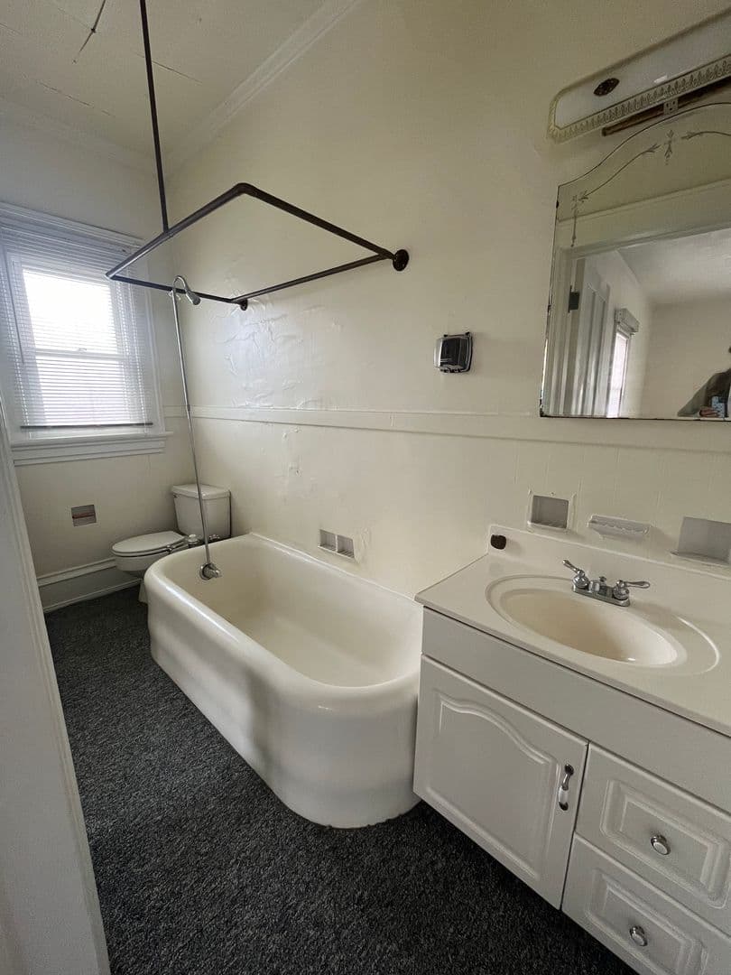 Erie Apartment: 230 West 9th Street