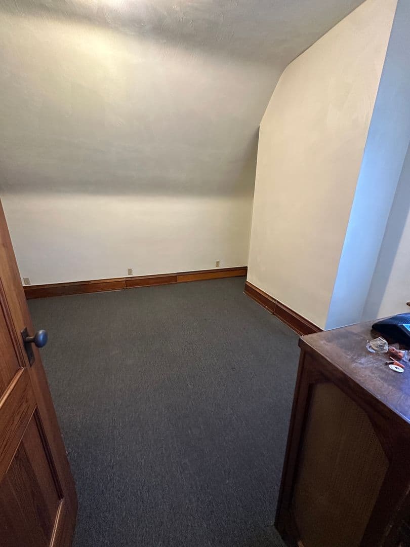 Erie Apartment: 230 West 9th Street