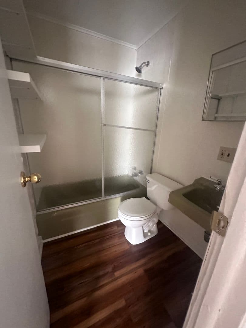 Erie Apartment: 324 West 7th Street