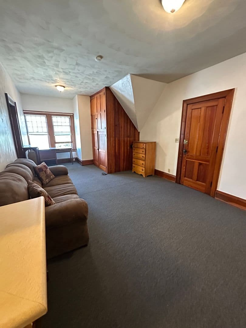 Erie Apartment: 230 West 9th Street