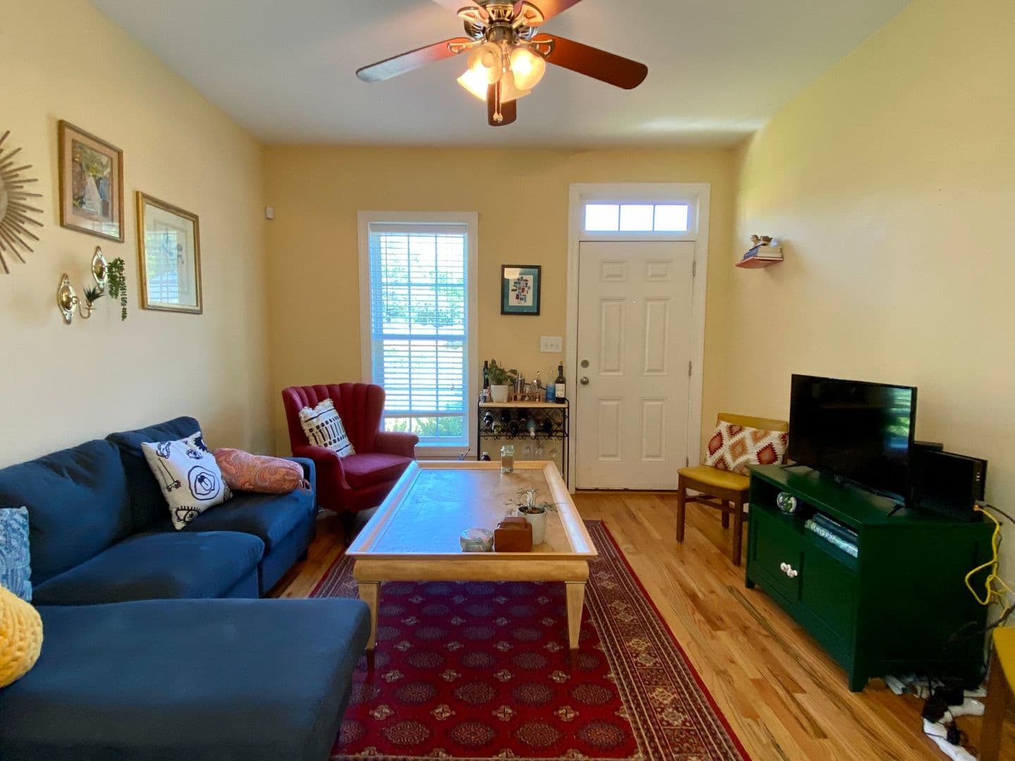 Raleigh House: 3925 Lexington Dr.