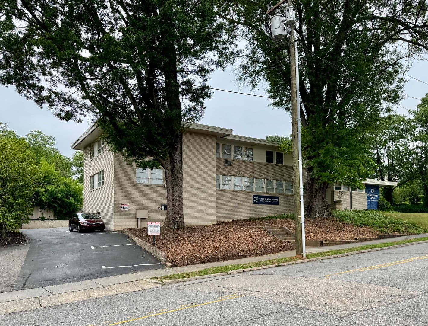 Raleigh Apartment: 613 St. Mary's St.
