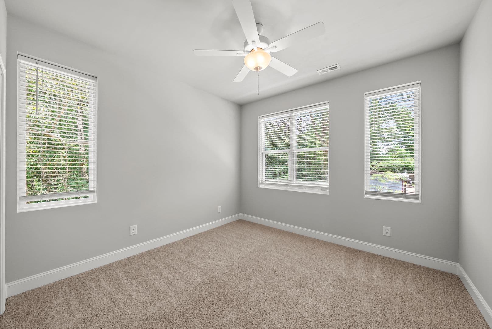 Raleigh Townhome: 4204 Reavis Rd.