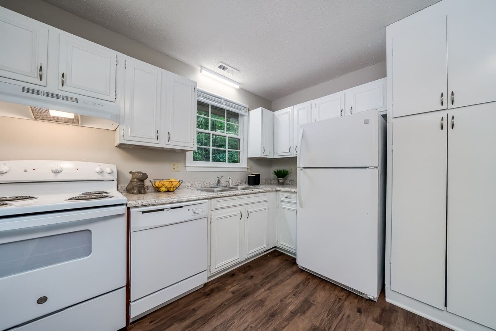 Raleigh Apartment: 1417 Onslow Rd.