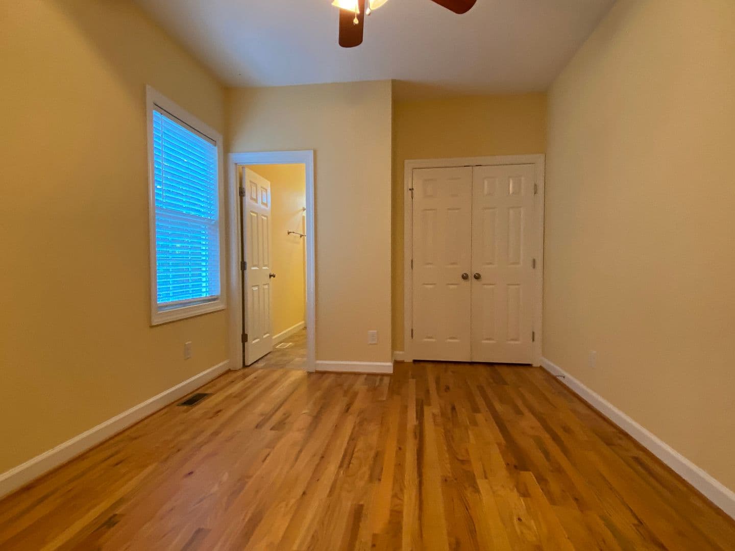 Raleigh House: 3925 Lexington Dr.