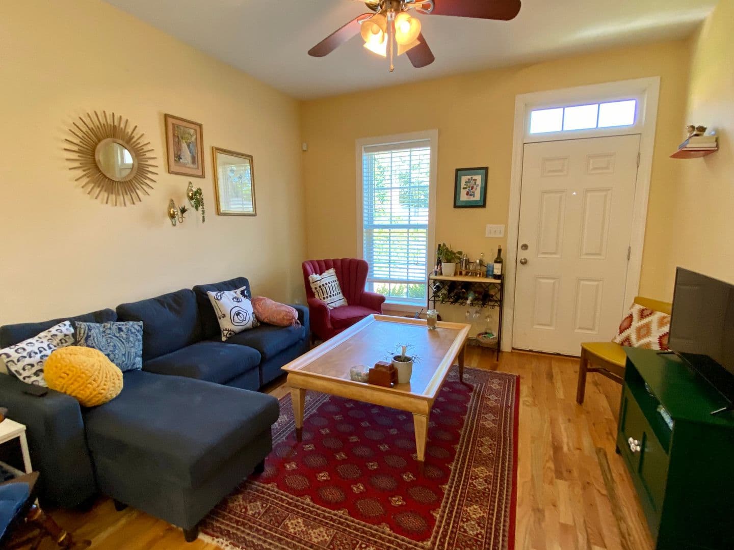 Raleigh House: 3925 Lexington Dr.