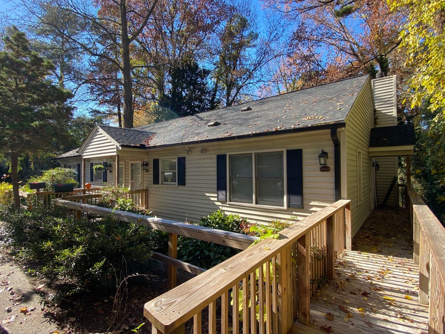 Raleigh Apartment: 2812 Wayland Dr.