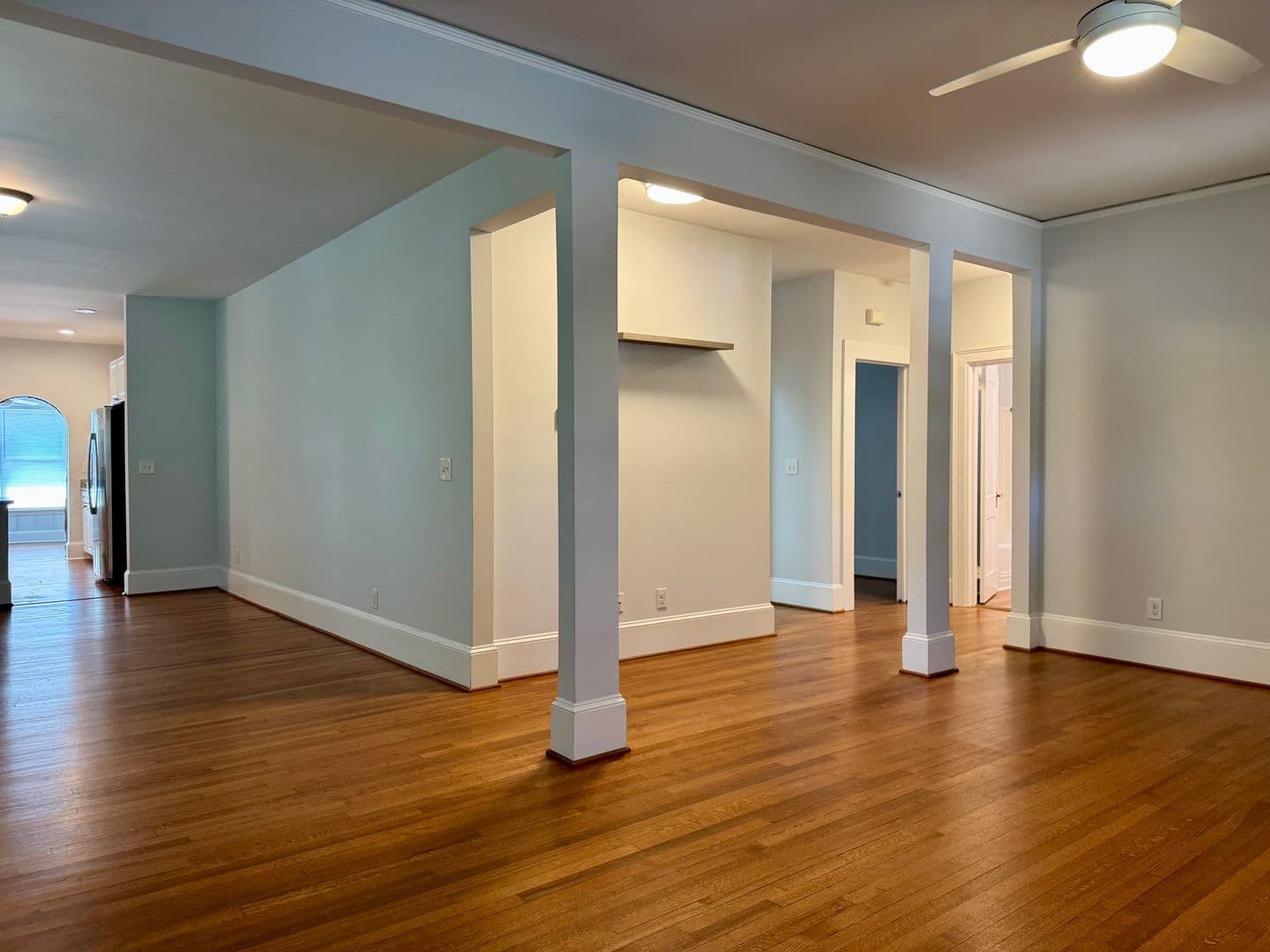 Raleigh Apartment: 905 W Peace St.