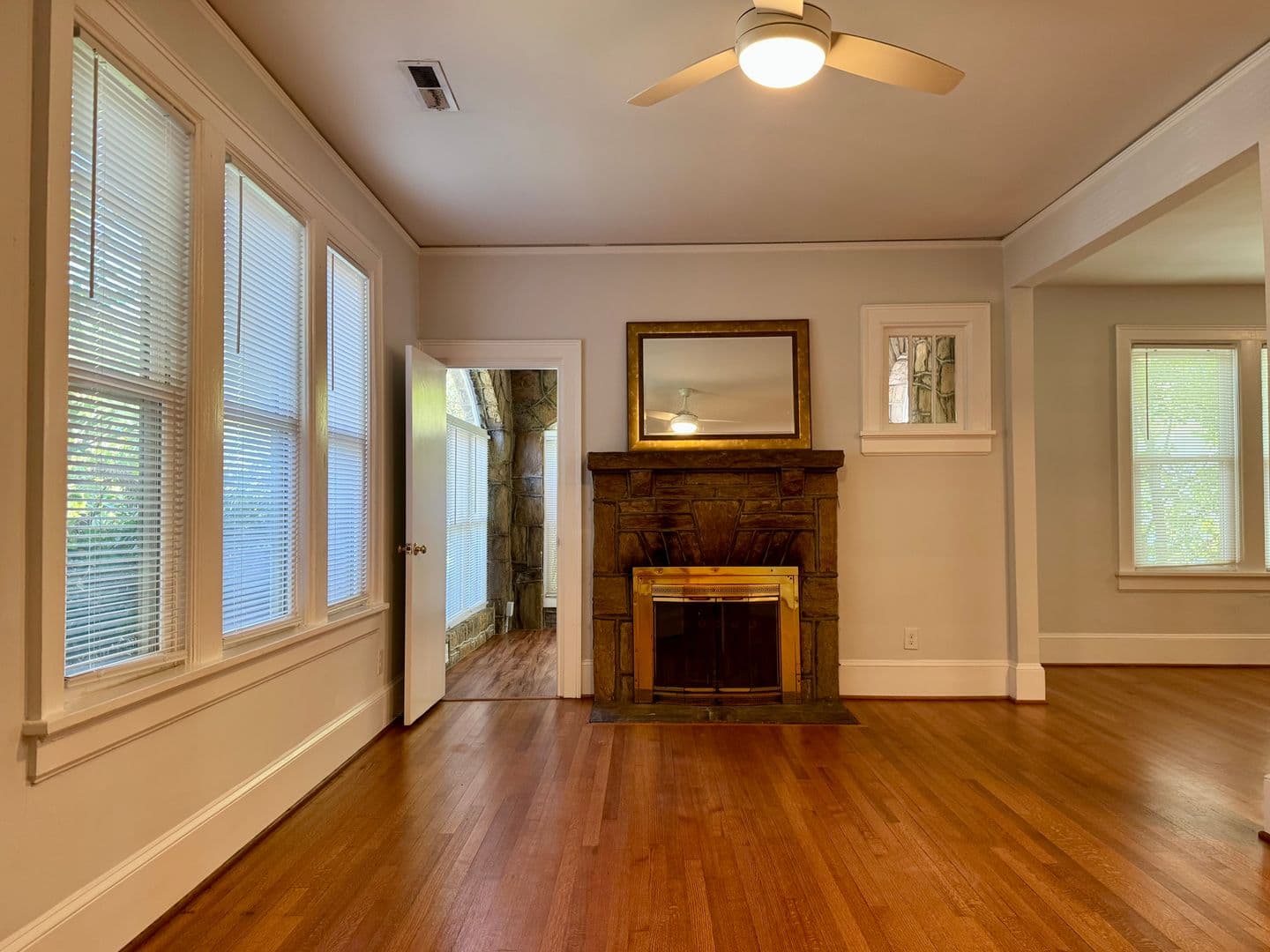 Raleigh Apartment: 905 W Peace St.