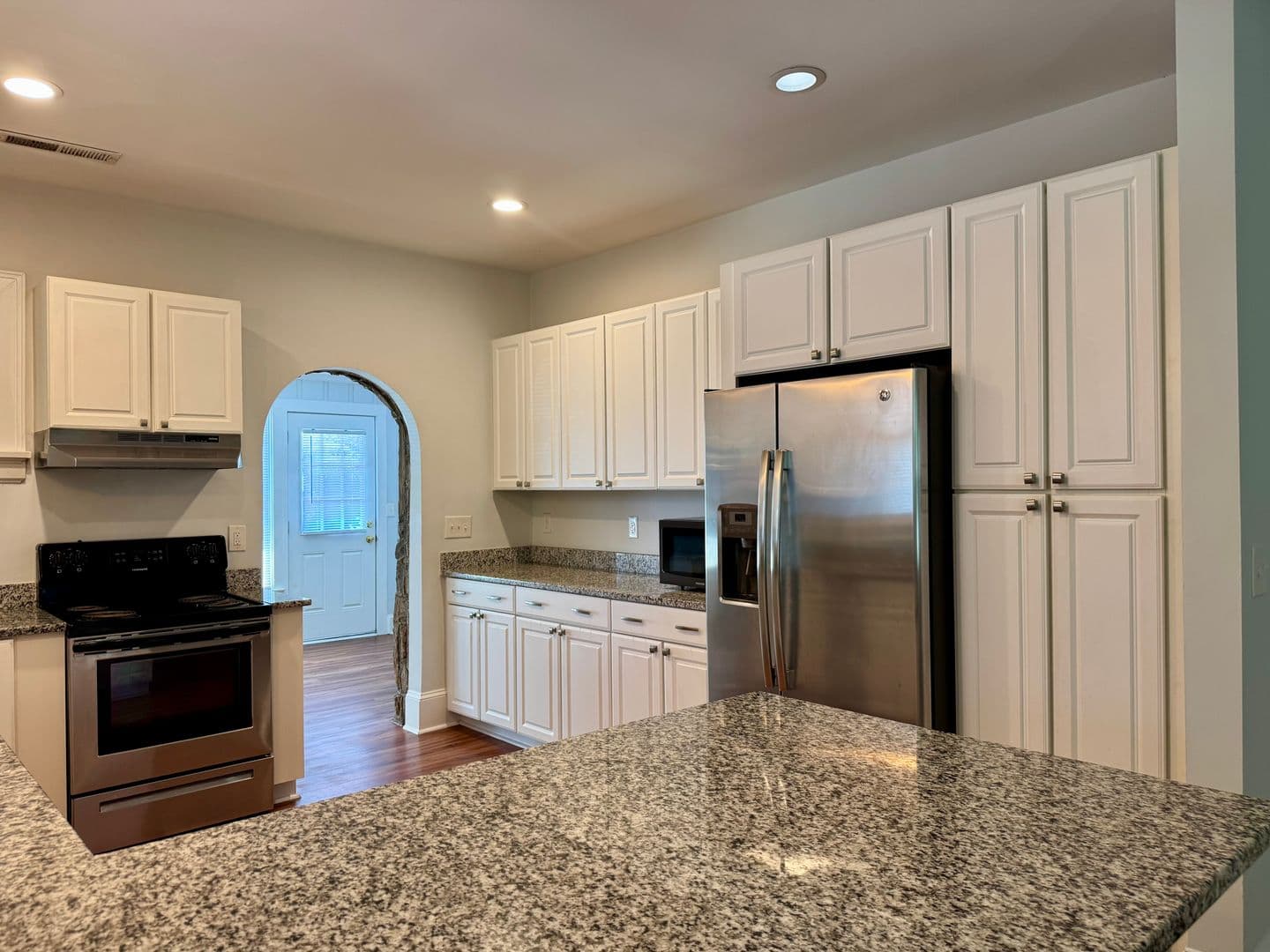 Raleigh Apartment: 905 W Peace St.