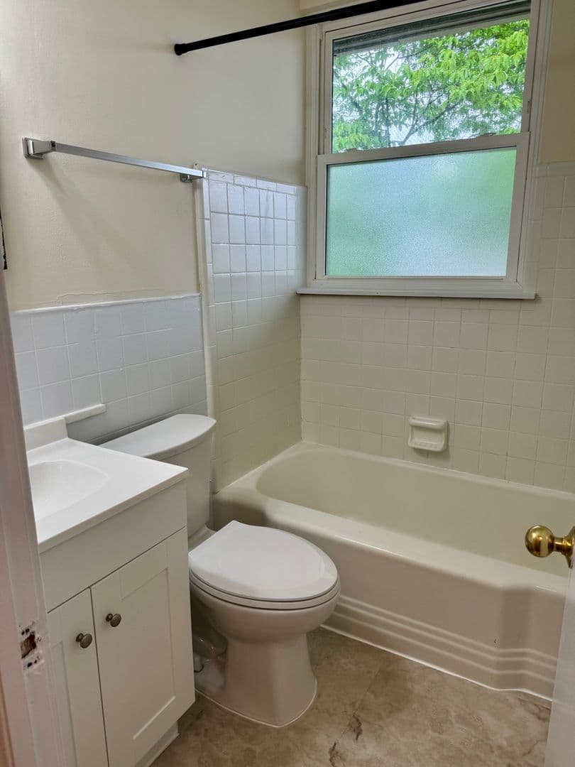 Raleigh Apartment: 613 St. Mary's St.