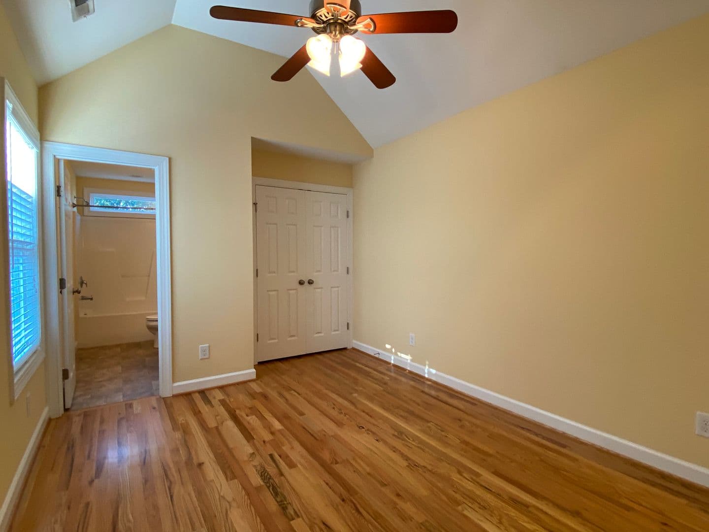 Raleigh House: 3925 Lexington Dr.