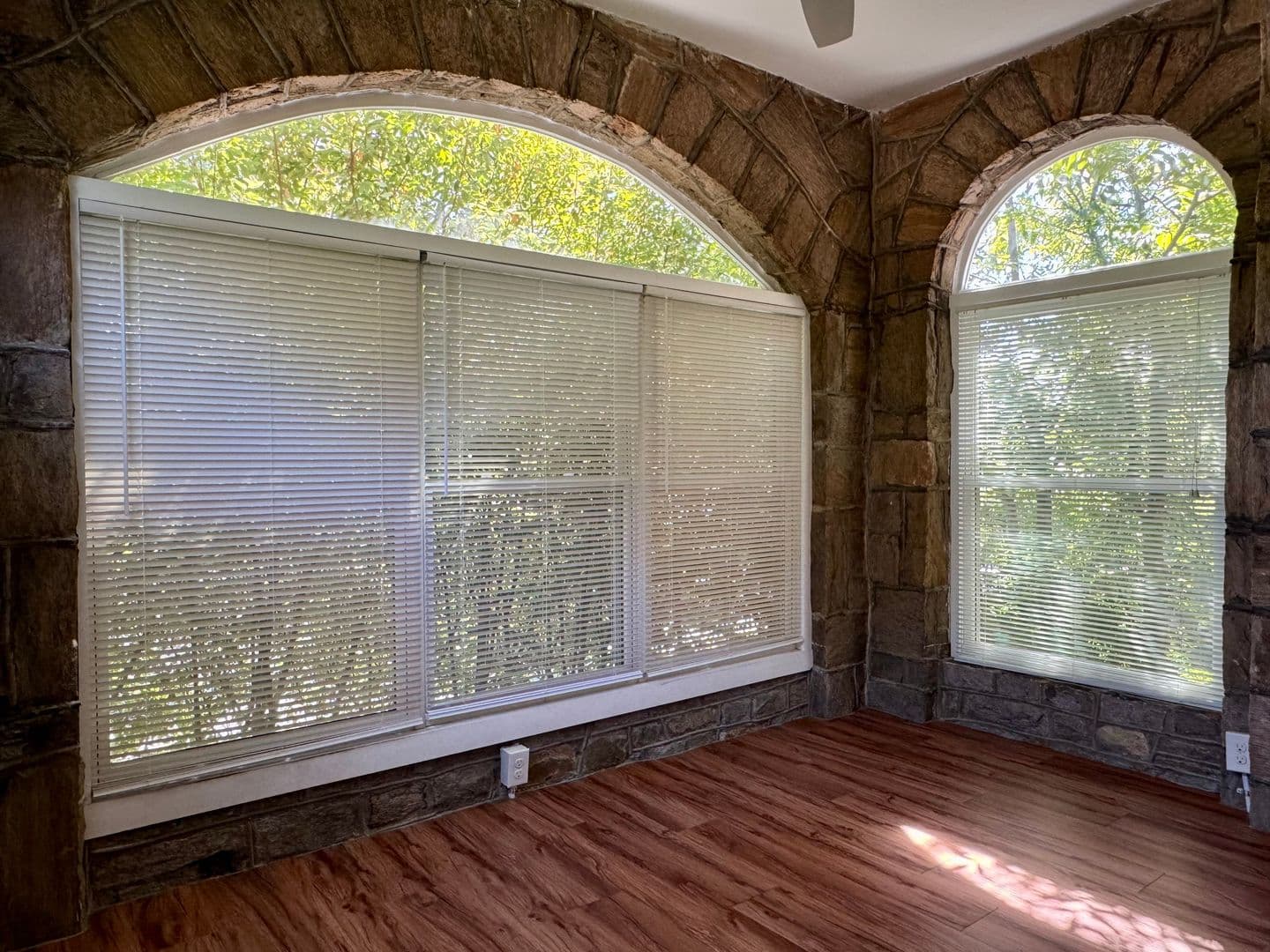 Raleigh Apartment: 905 W Peace St.