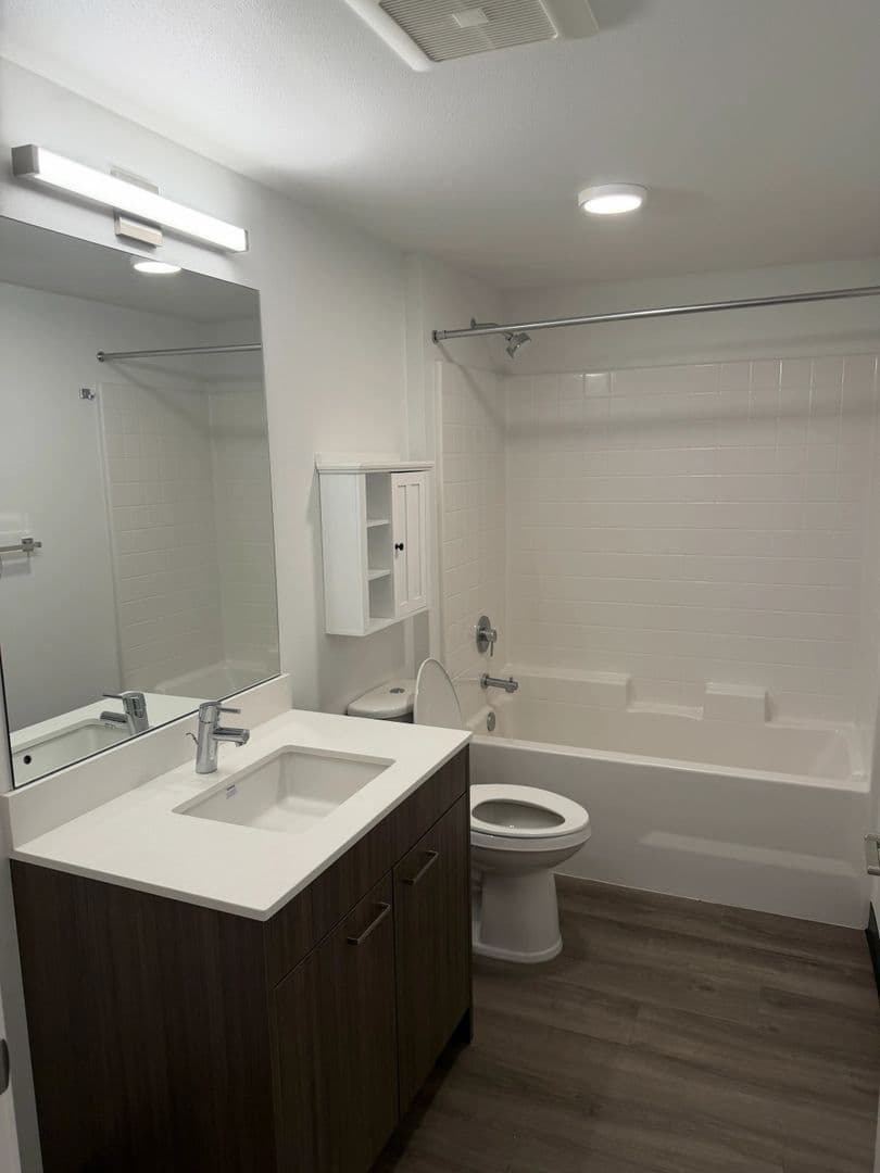 Seattle Apartment: 514 Federal Ave E
