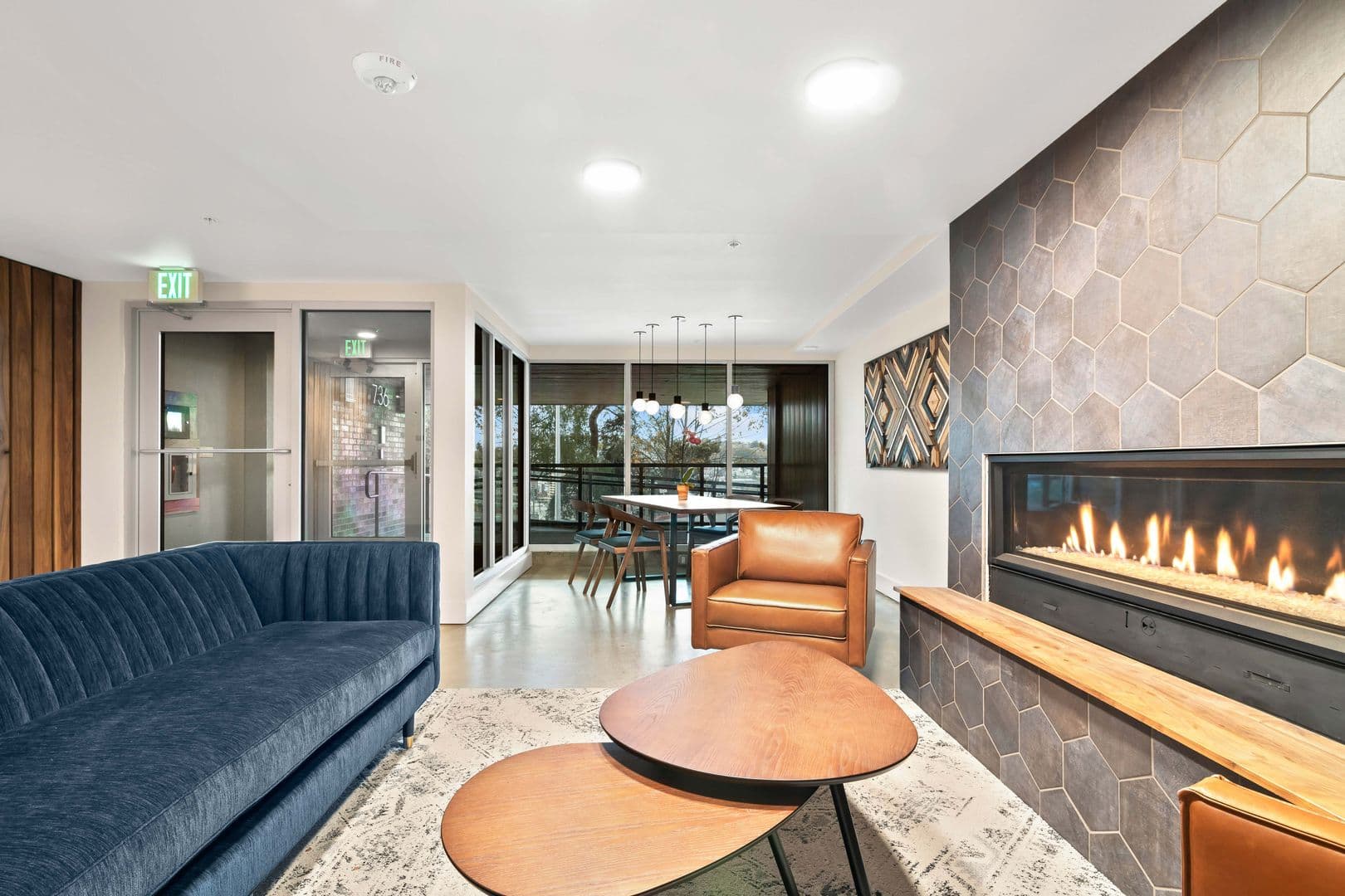 Seattle Apartment: 736 Bellevue Pl E
