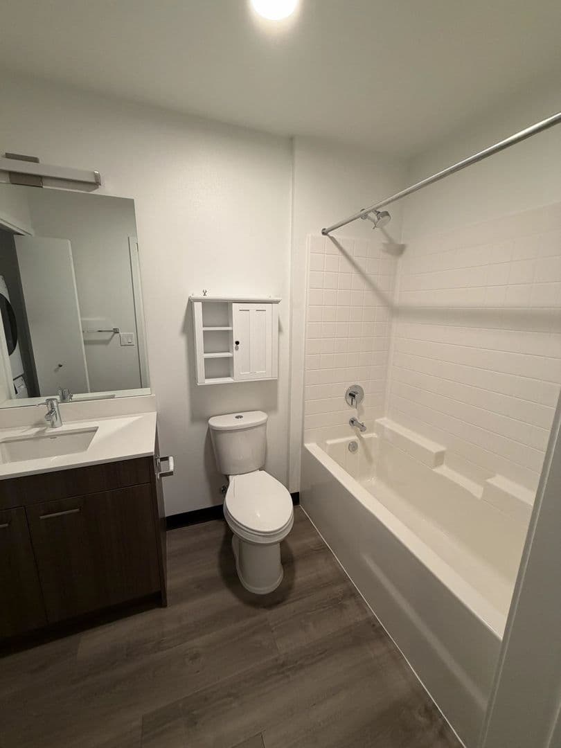 Seattle Apartment: 514 Federal Ave E
