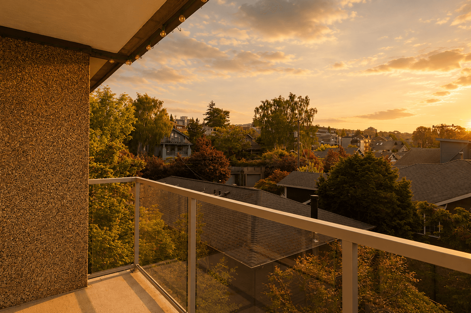 Seattle Apartment: 2525 Minor Ave E