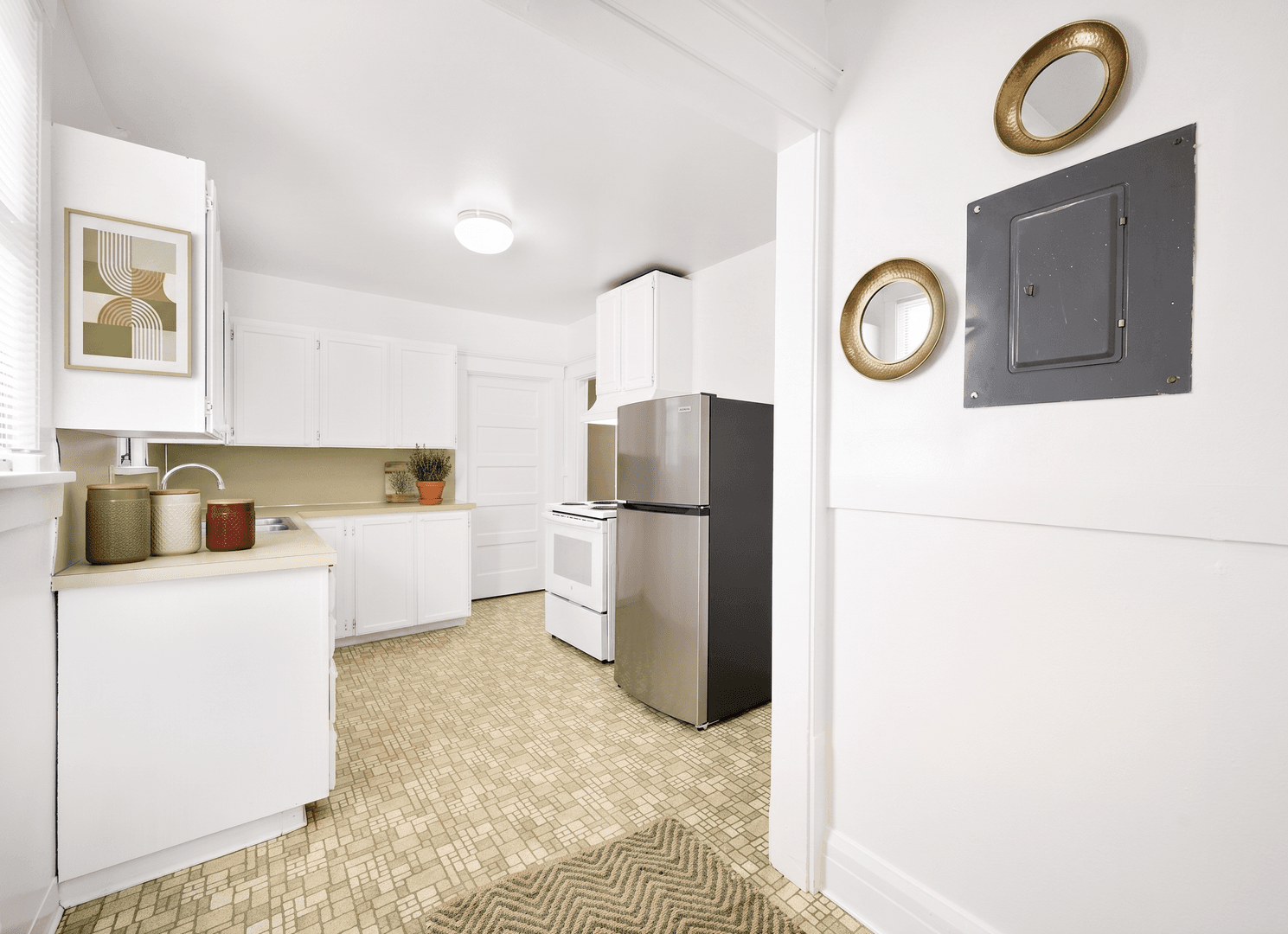 Seattle Apartment: 1132 19th Ave