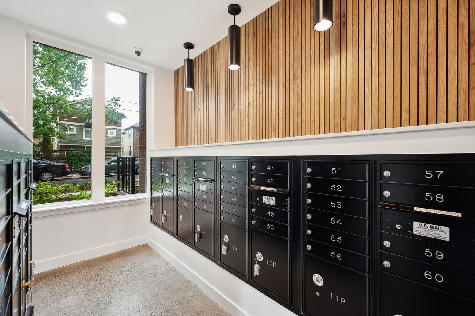 Seattle Apartment: 514 Federal Ave E
