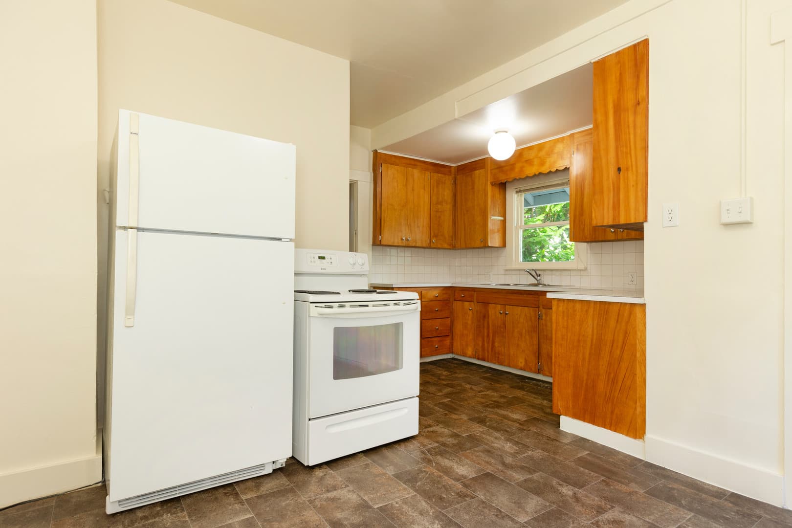Seattle Apartment: 4318 Evanston Ave N
