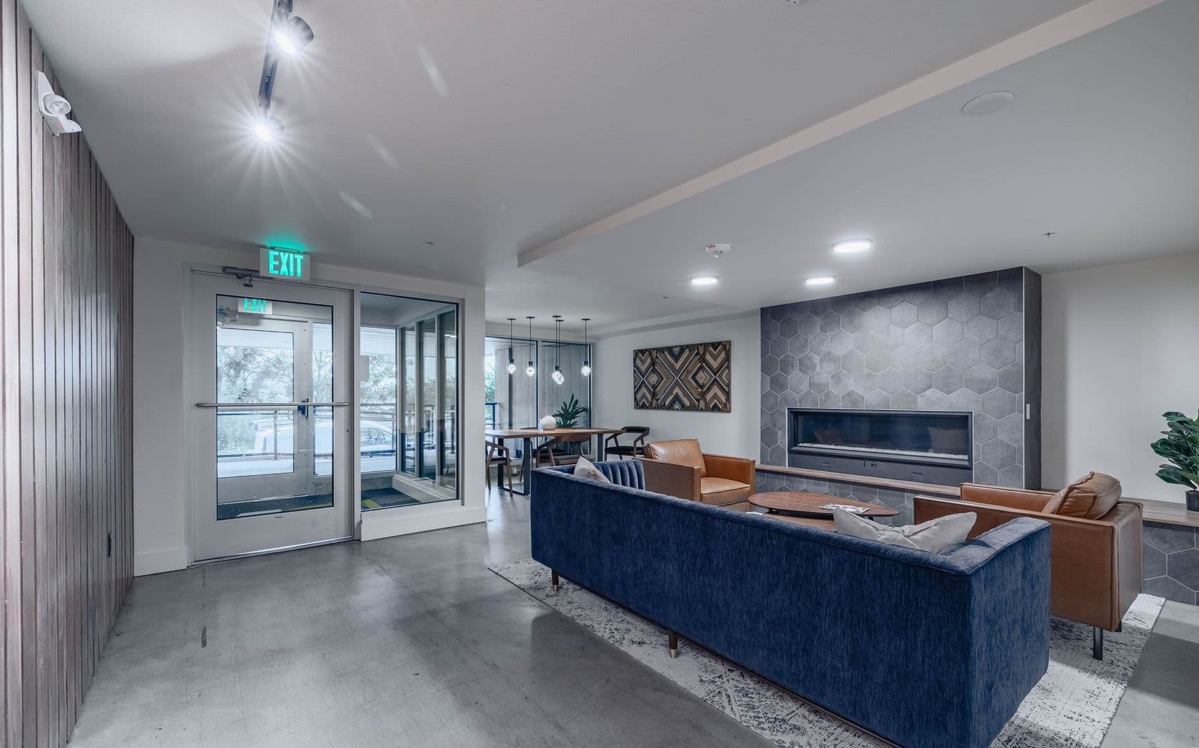 Seattle Apartment: 736 Bellevue Pl E
