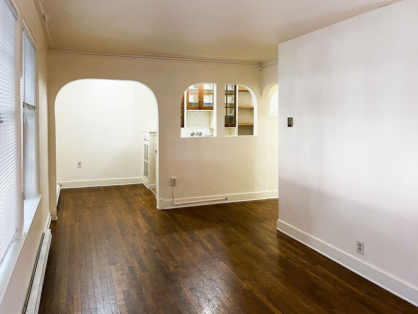 Seattle Apartment: 616 E Thomas St