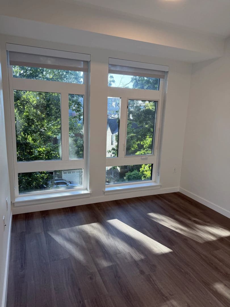 Seattle Apartment: 514 Federal Ave E
