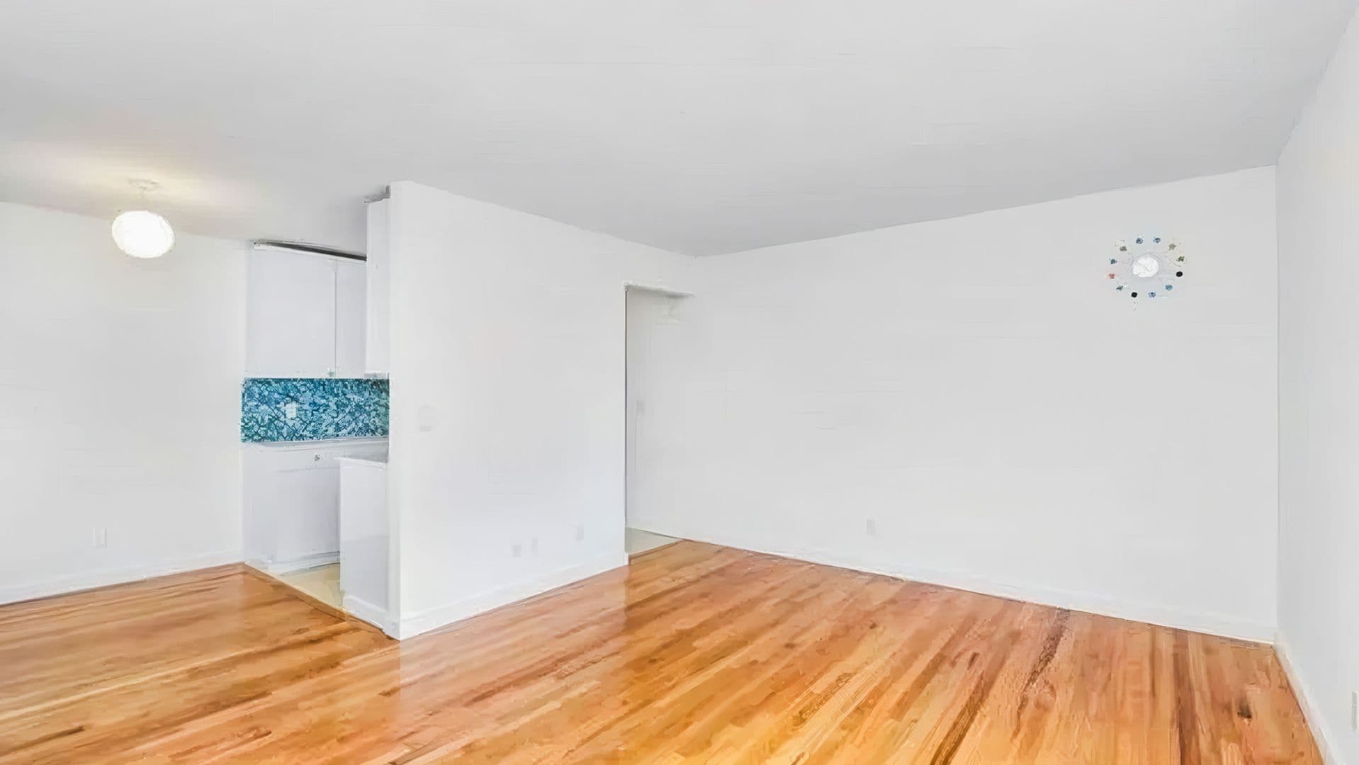 Seattle Apartment: 2410 NW 57th St.