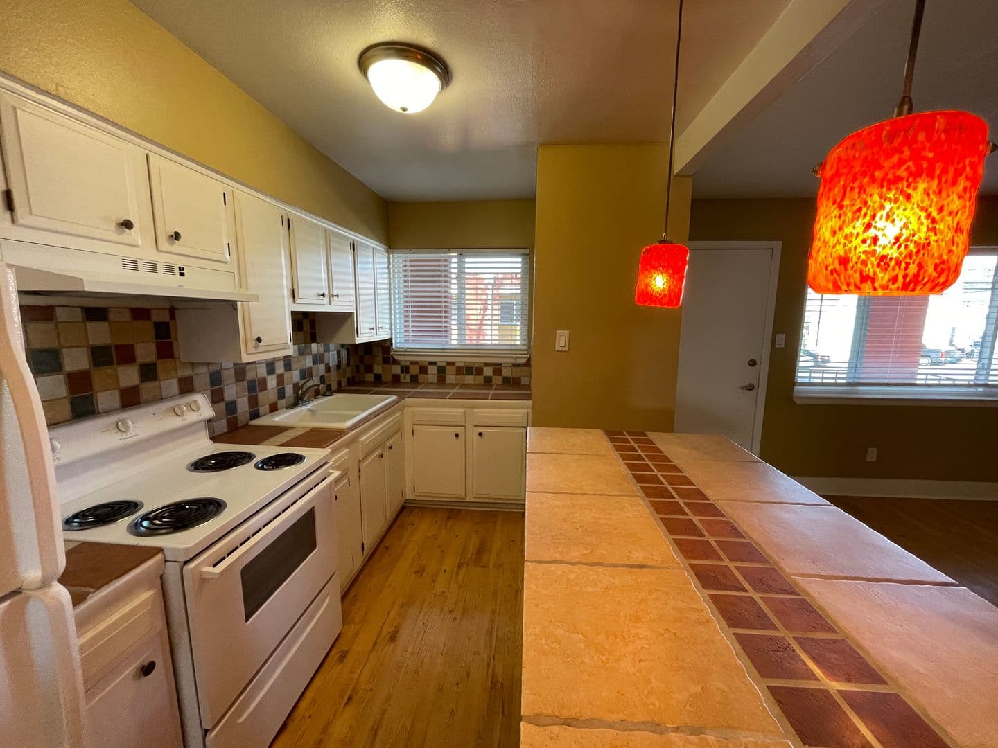 Albuquerque Apartment: 116 Harvard SE