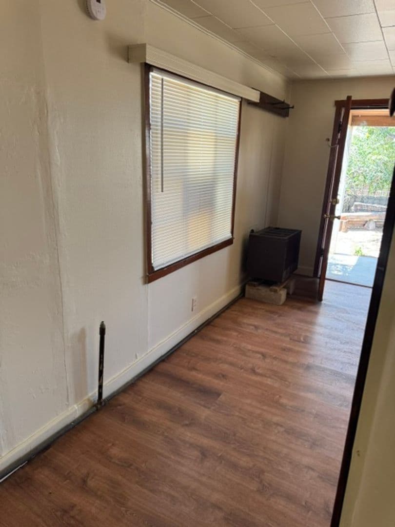 Albuquerque Apartment: 413 & 518 Vassar Dr. SE