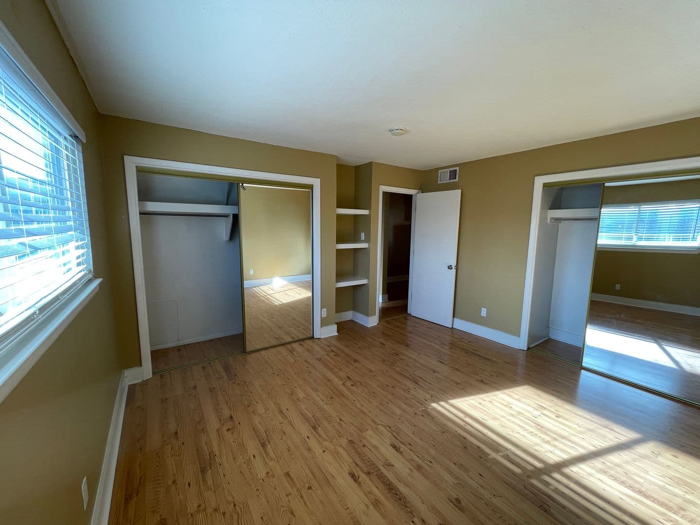 Albuquerque Apartment: 116 Harvard SE
