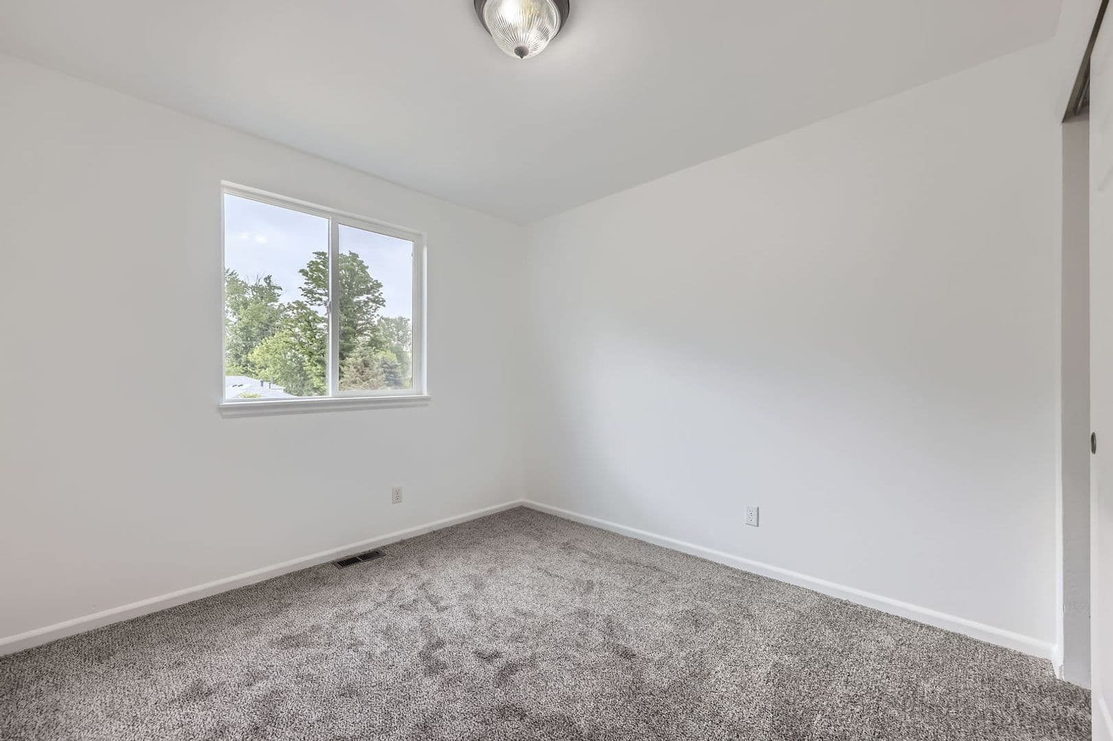 Arvada House: 5205 Dudley St