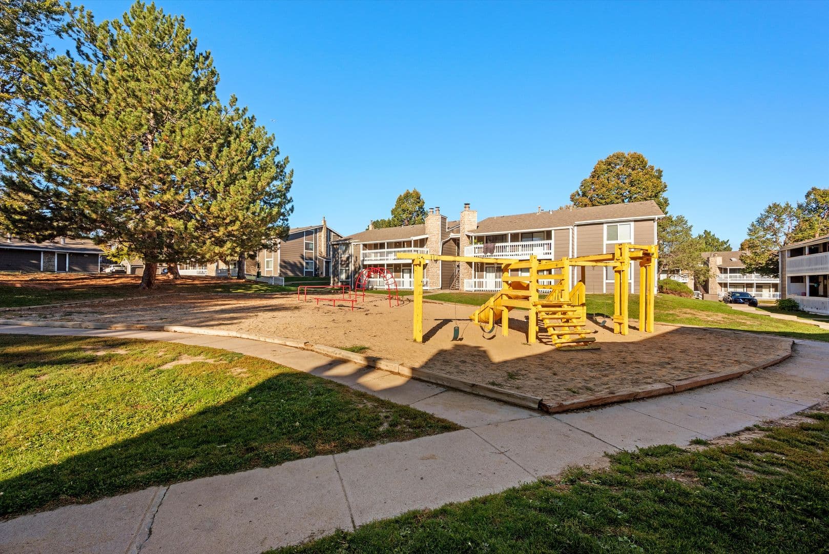 Aurora Condo: 18051 E. Kentucky Ave. #202