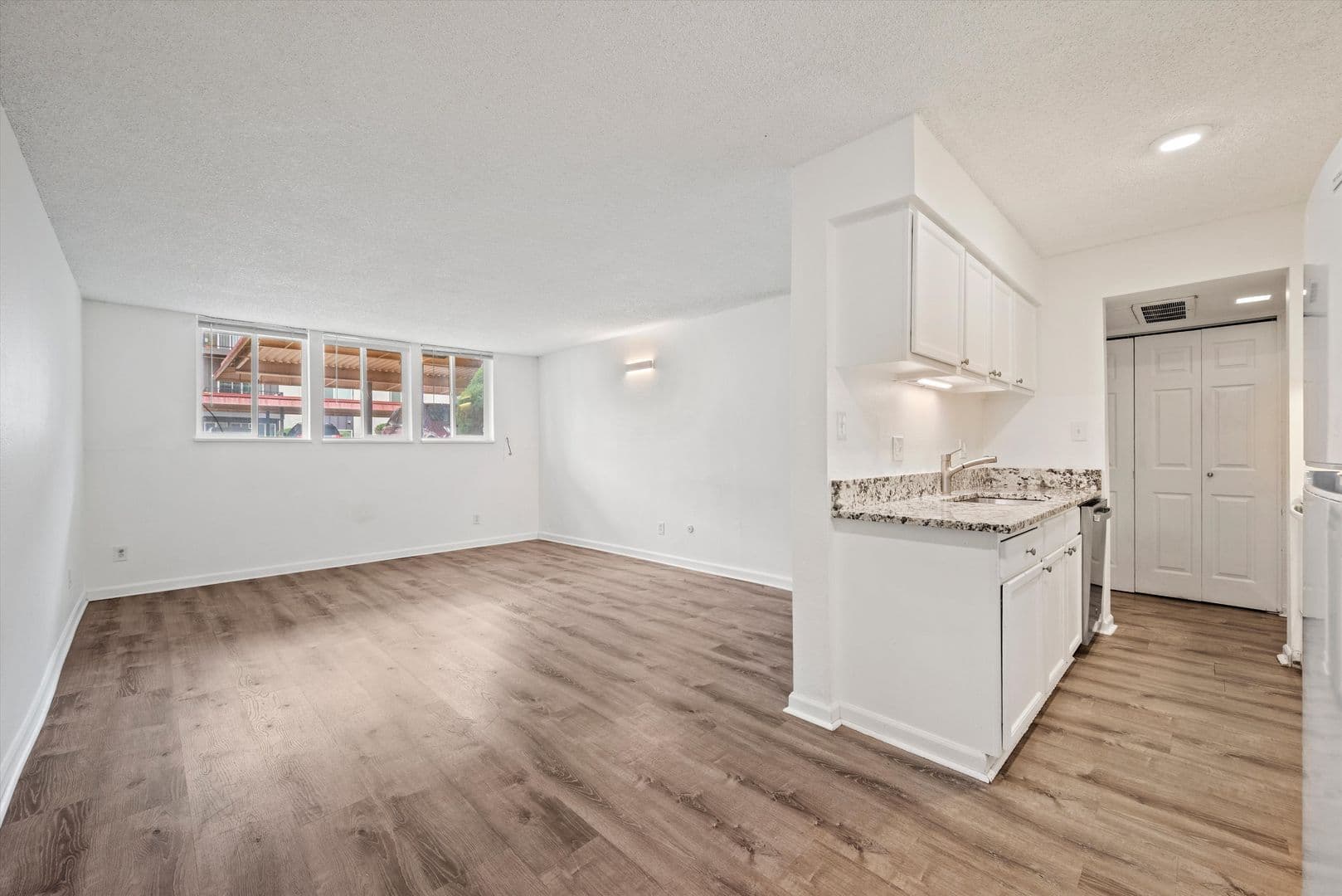 Denver Condo: 7755 E Quincy Avenue #A7-103