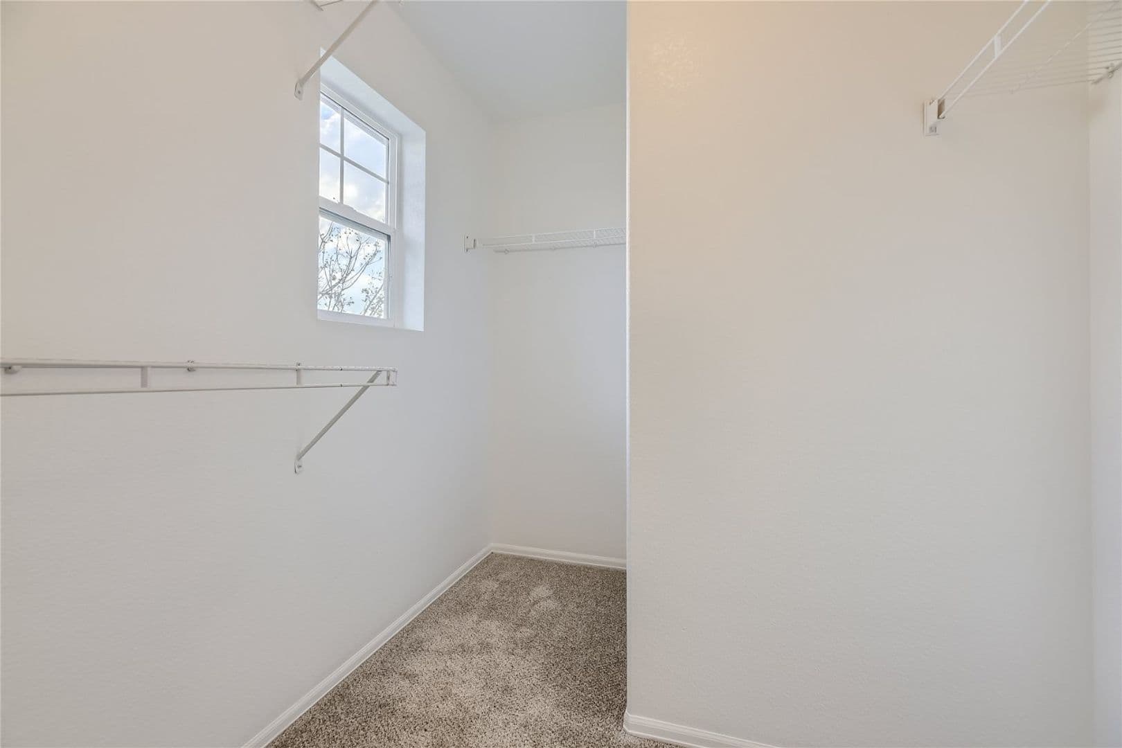 Denver House: 19154 E. 57th Pl. #E