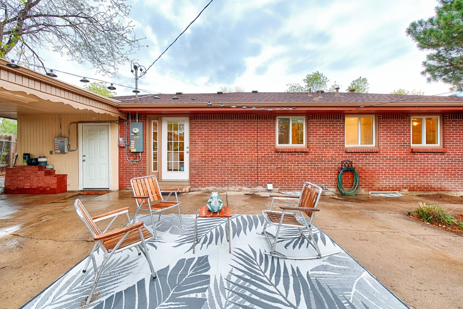 Aurora House: 246 Lansing St