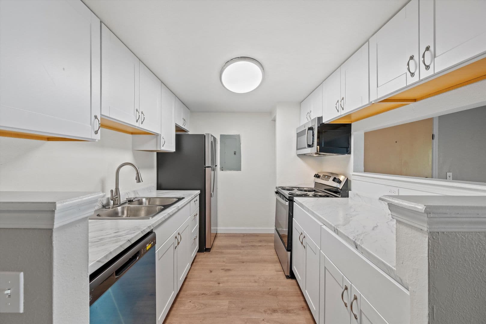 Aurora Condo: 18051 E. Kentucky Ave. #202