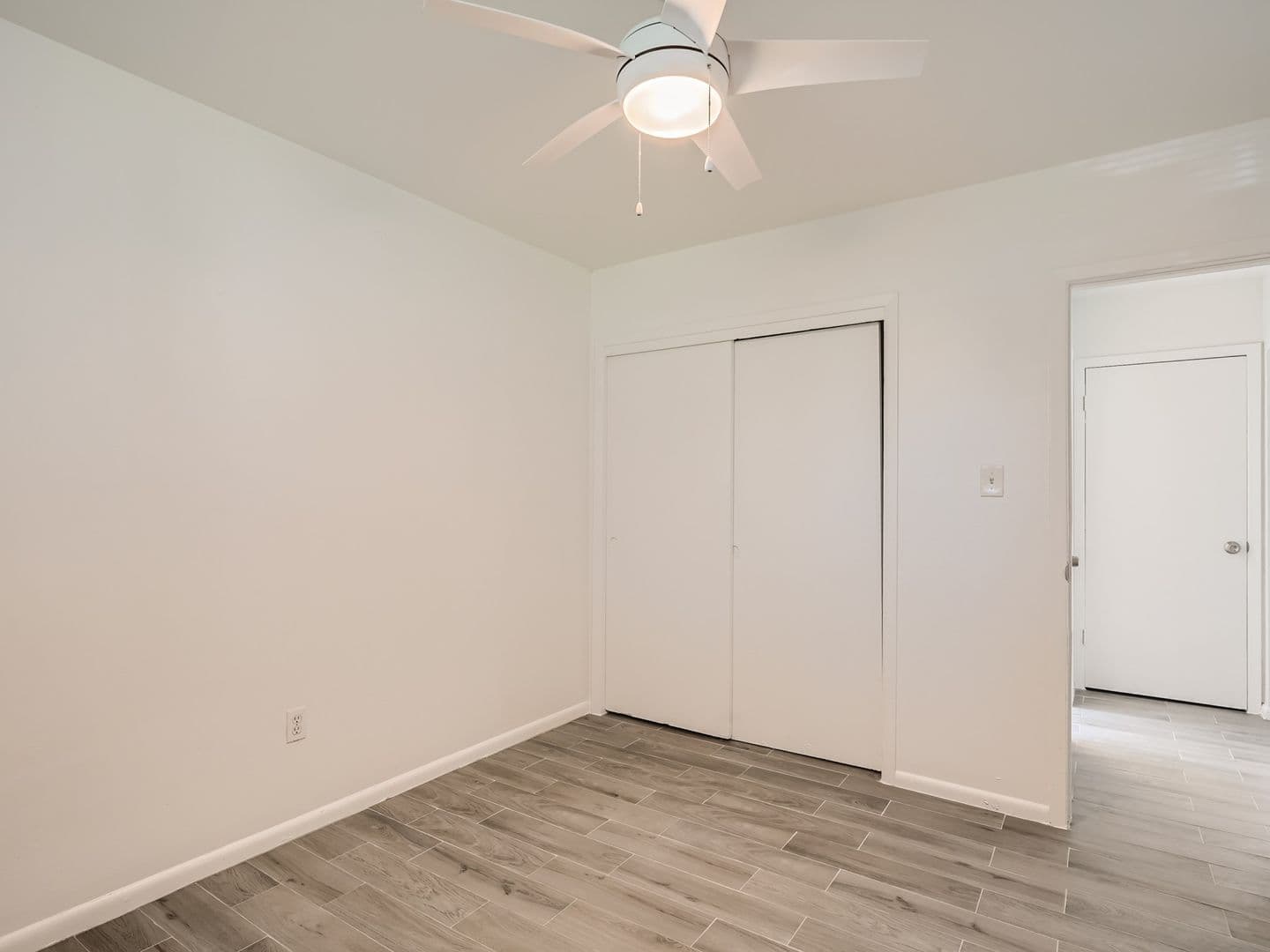 Aurora Apartment: 1738 Boston Street
