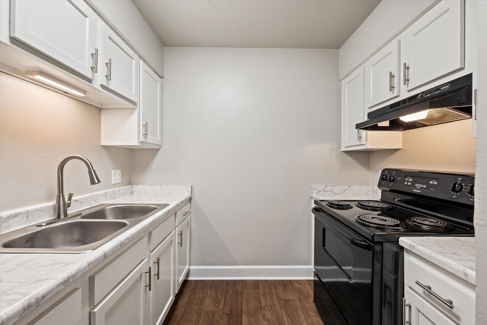 Aurora Apartment: 16300 E. 17th Pl