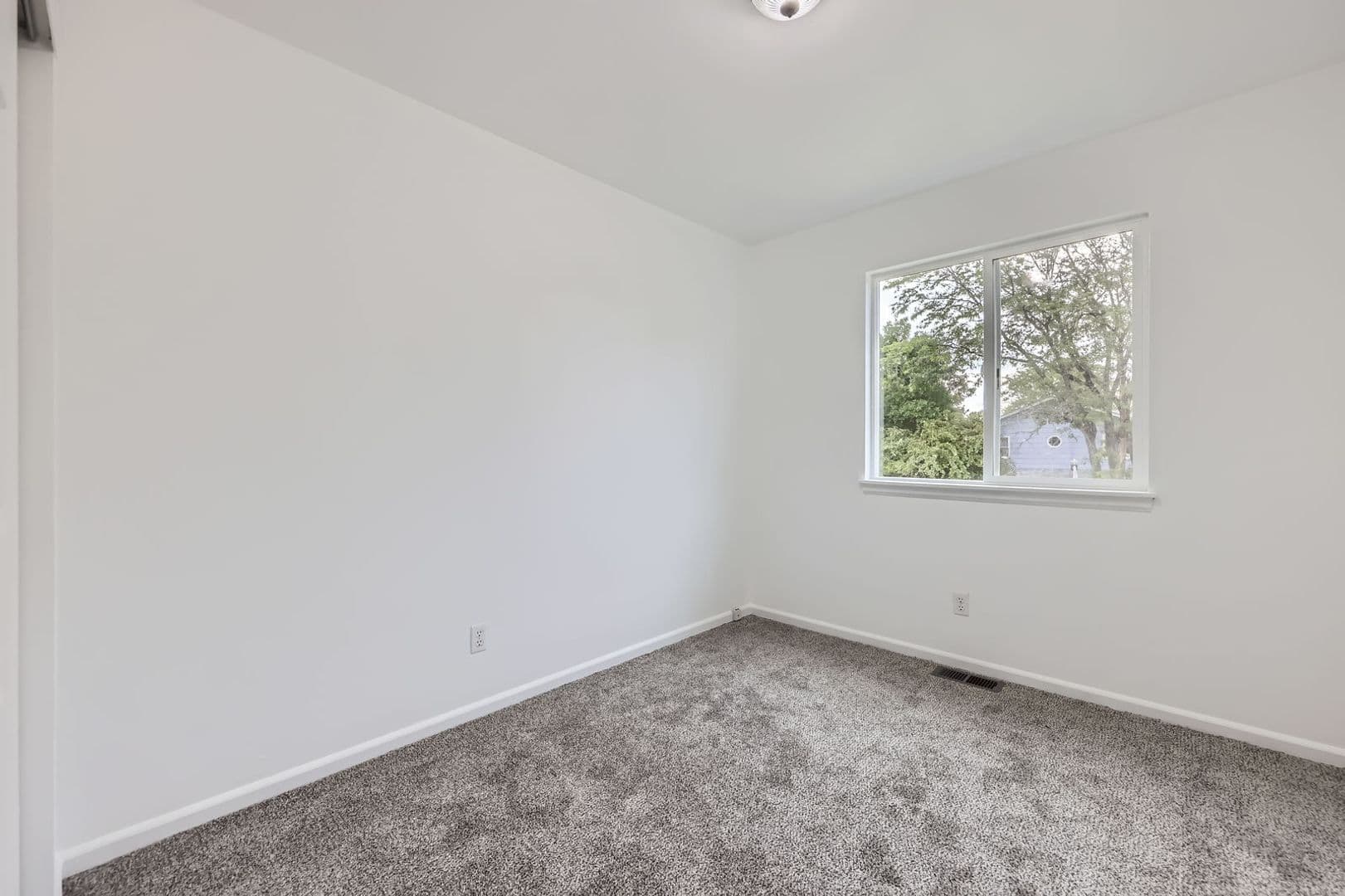 Arvada House: 5205 Dudley St